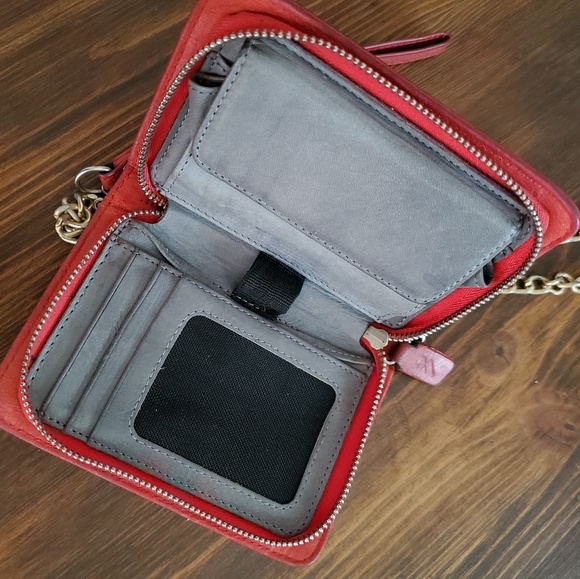 Leather Crossbody Clutch - Picture 4 of 7
